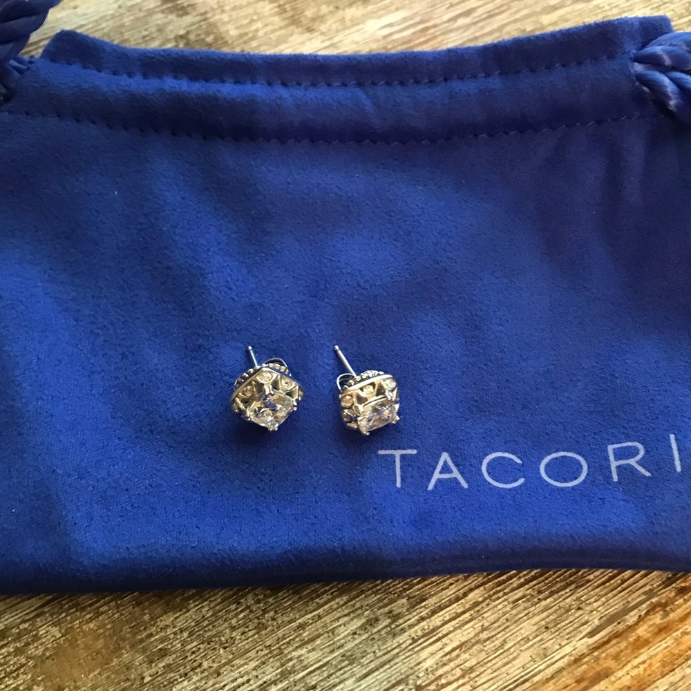 Tacori Cushion Cut Halo Stud. 925S. Silver.